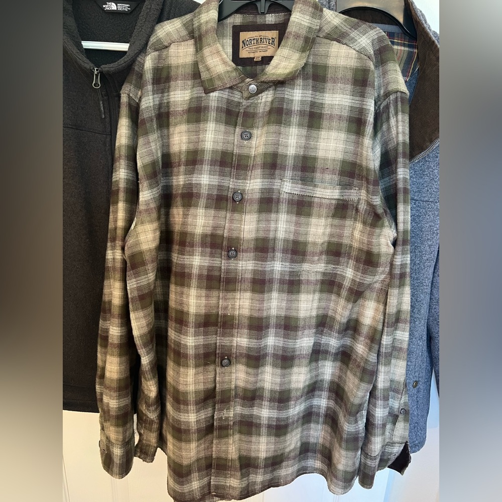 Mens North River Flannel button down plaid; size XXL, good condition